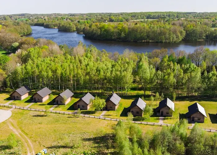 Kaszuby - Komfortowe Nad Jeziorem Parque de vacaciones *